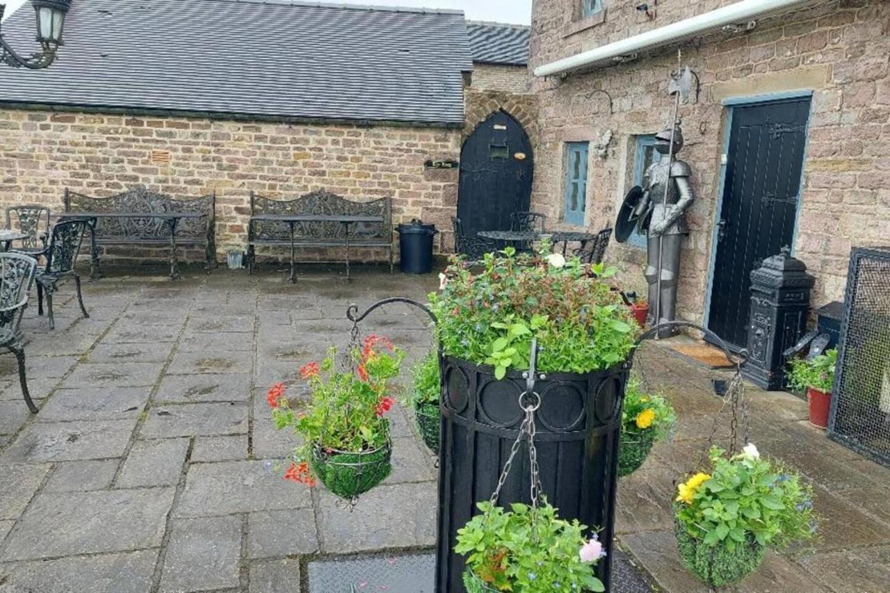 2-bed Near Buxton Outstanding Location